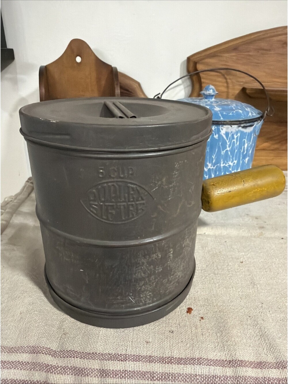 Antique Kitchen 5 Cup DUPLEX SIFTER Yellow Handle both lids flour Primitive Farm